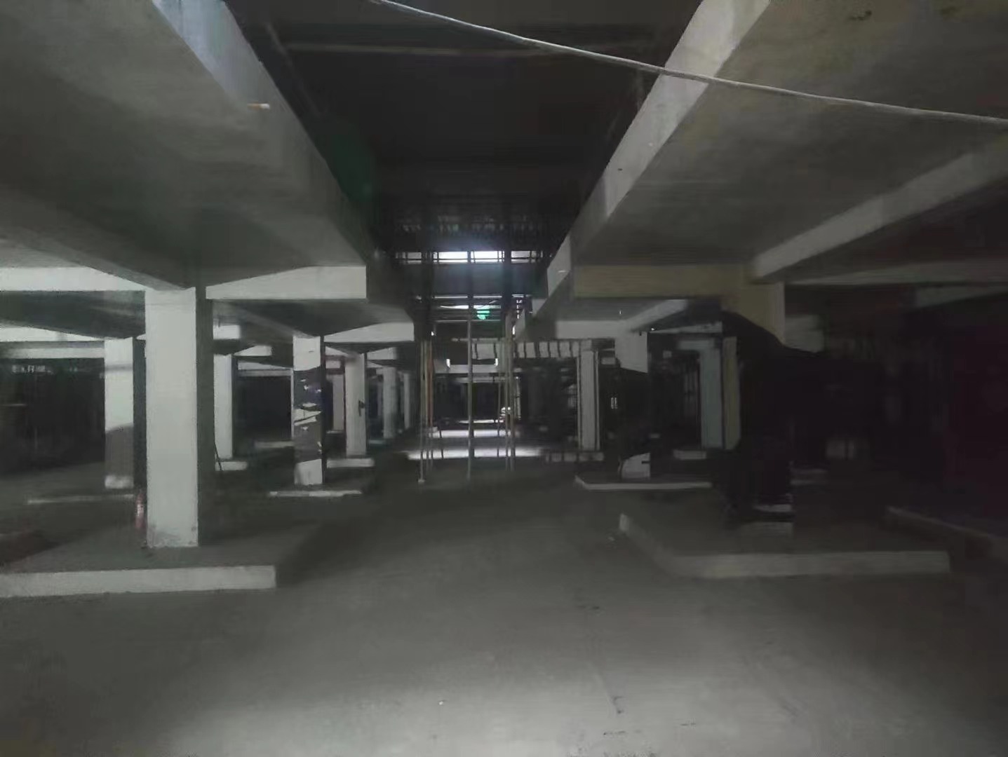 宝鸡山东又一个上海博普LOFT车库拔地而起